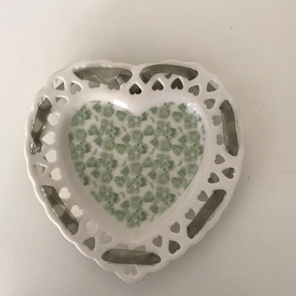 🍄 2/$12 Decorative CountryCottage Plate